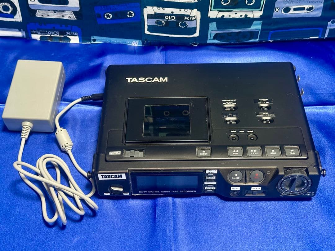 TASCAM プロ用ポータブルDATの名機　DA-P1 整備動作品