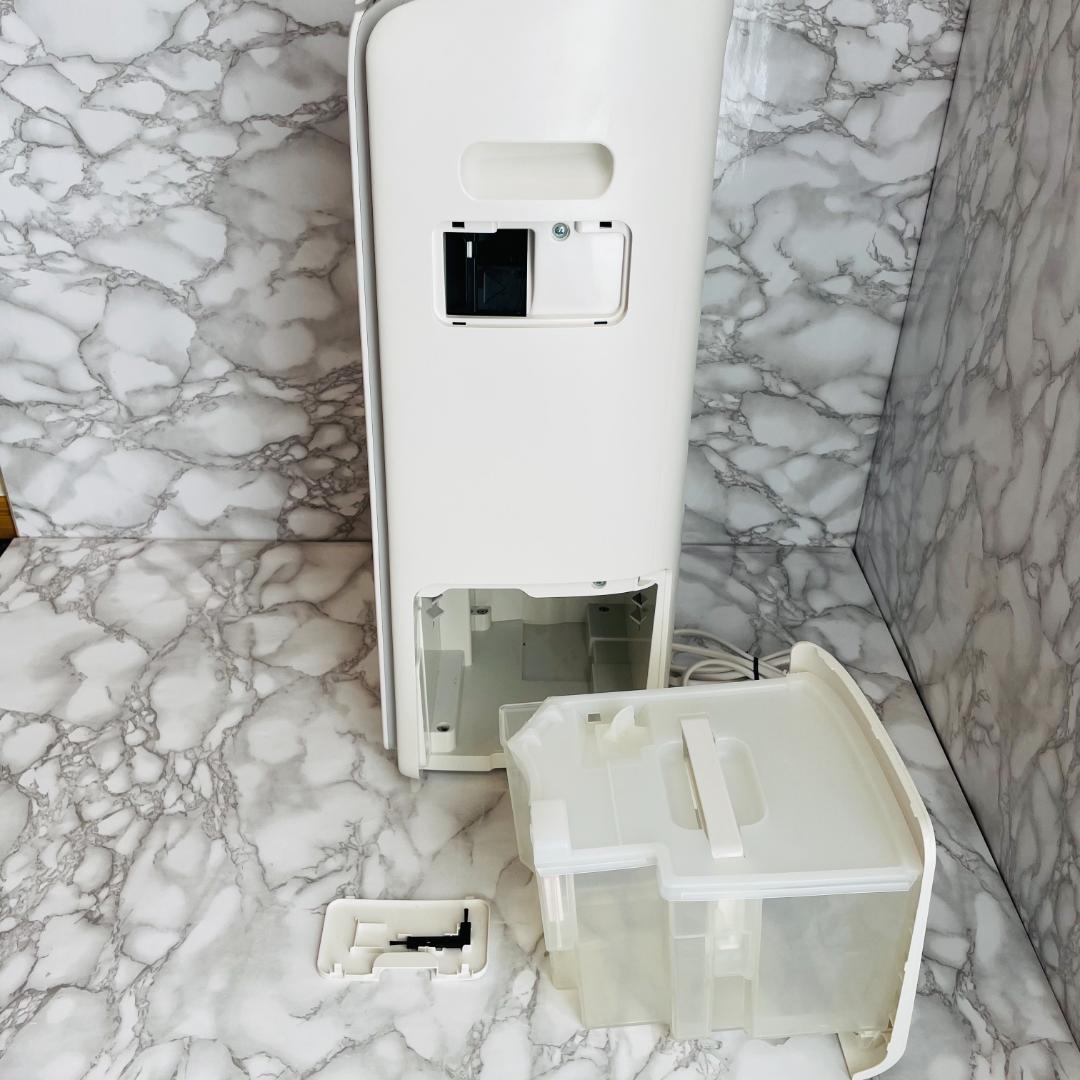 SHARP 衣類乾燥 除湿機 プラズマクラスター25000 CV-RH140-W