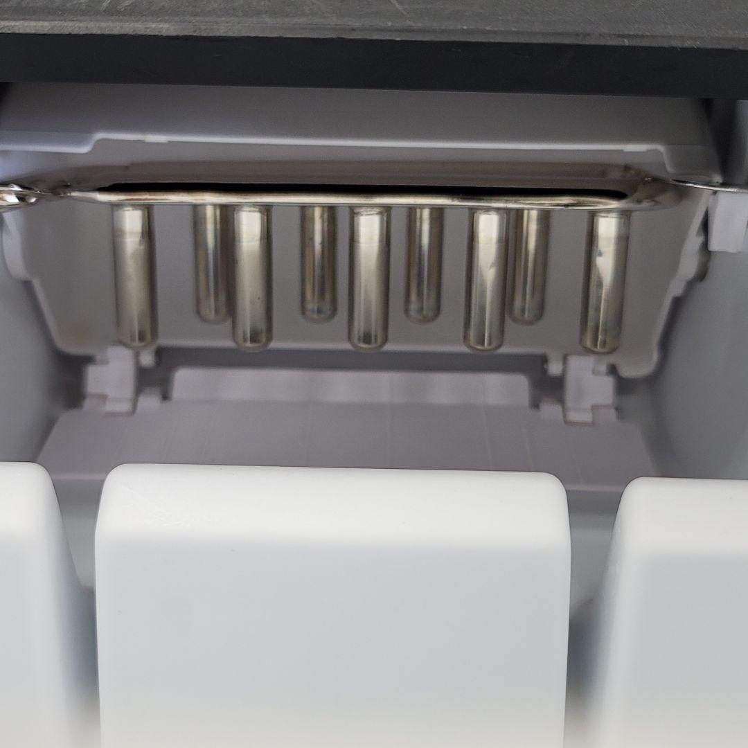 5037 製氷機　シンプラス　家庭用 高速　アイスメーカー 　氷　レジャー