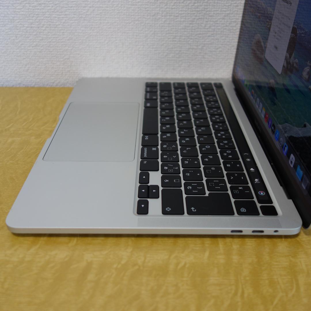 311）MacBook Air 2020 13インチ/512GB 16GB/i5