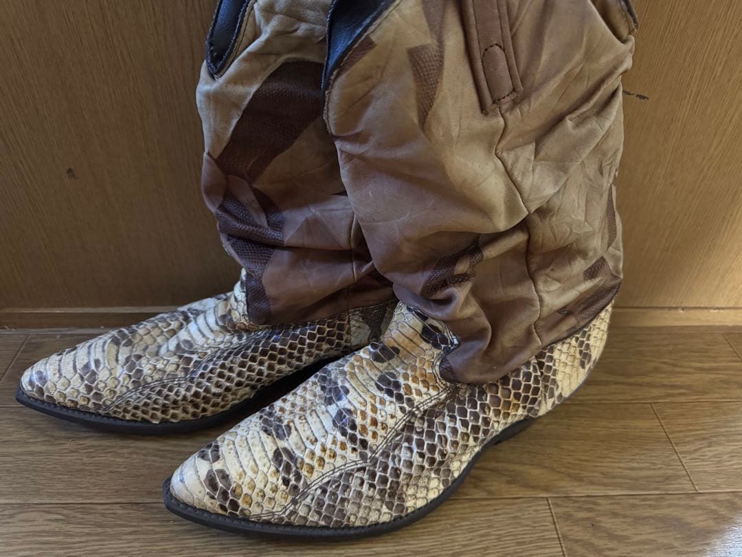 長渕　剛　着用モデル！　パイソン柄　入手困難