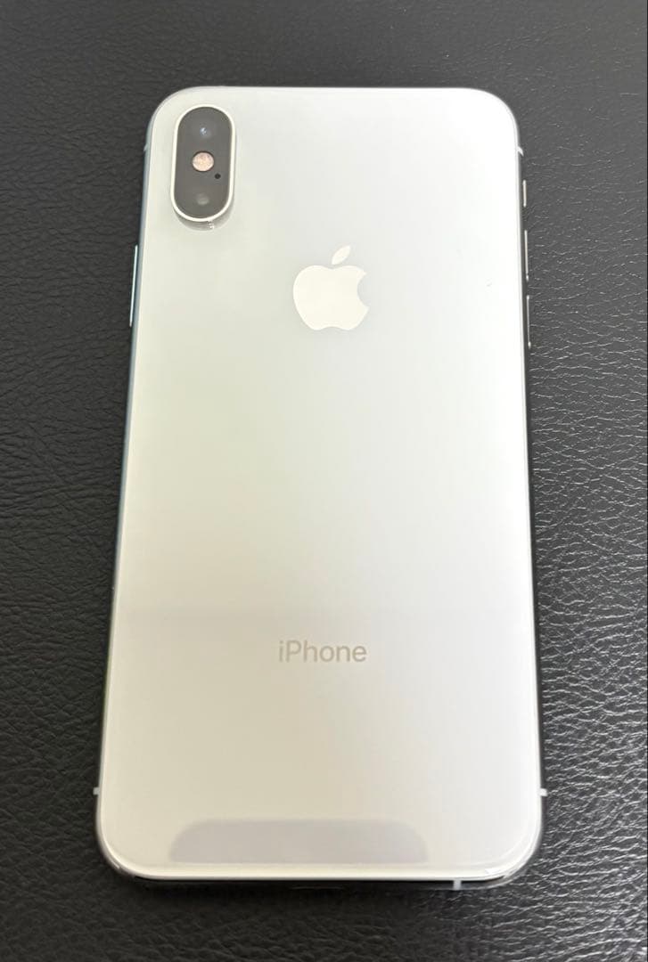 Apple iPhone Xs シルバー 本体