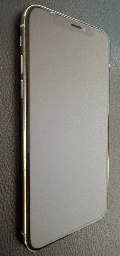 Apple iPhone Xs シルバー 本体