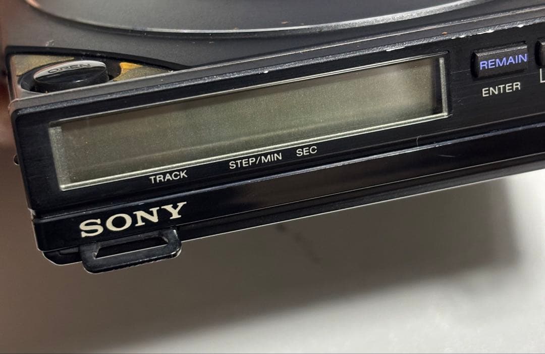 SONY CDプレーヤー Discman BP-100 ジャンク品