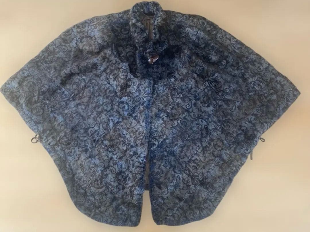 EMBA⭐︎ケープ⭐︎毛皮ポンチョ⭐︎ウィーゼル