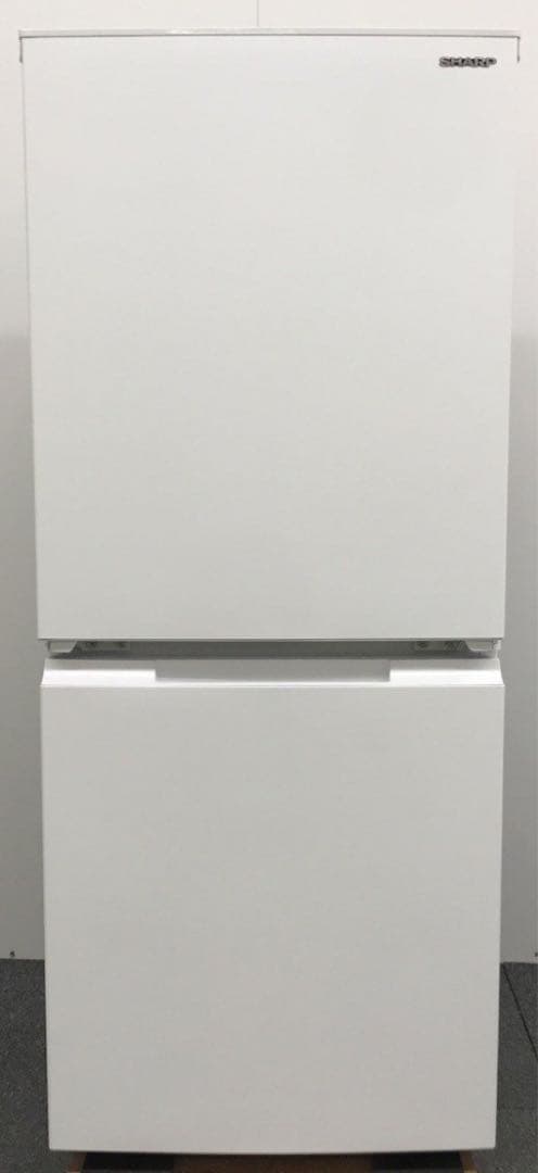 近隣地域限定　送料無料❗️美品　2023年製　シャープ冷蔵庫