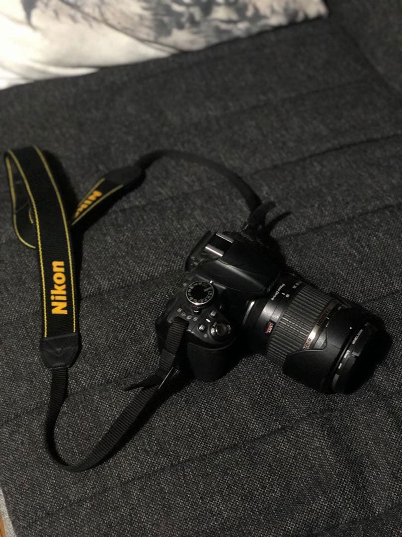 レンズ(単焦点) Nikon D3100 with 18-270mm Lens
