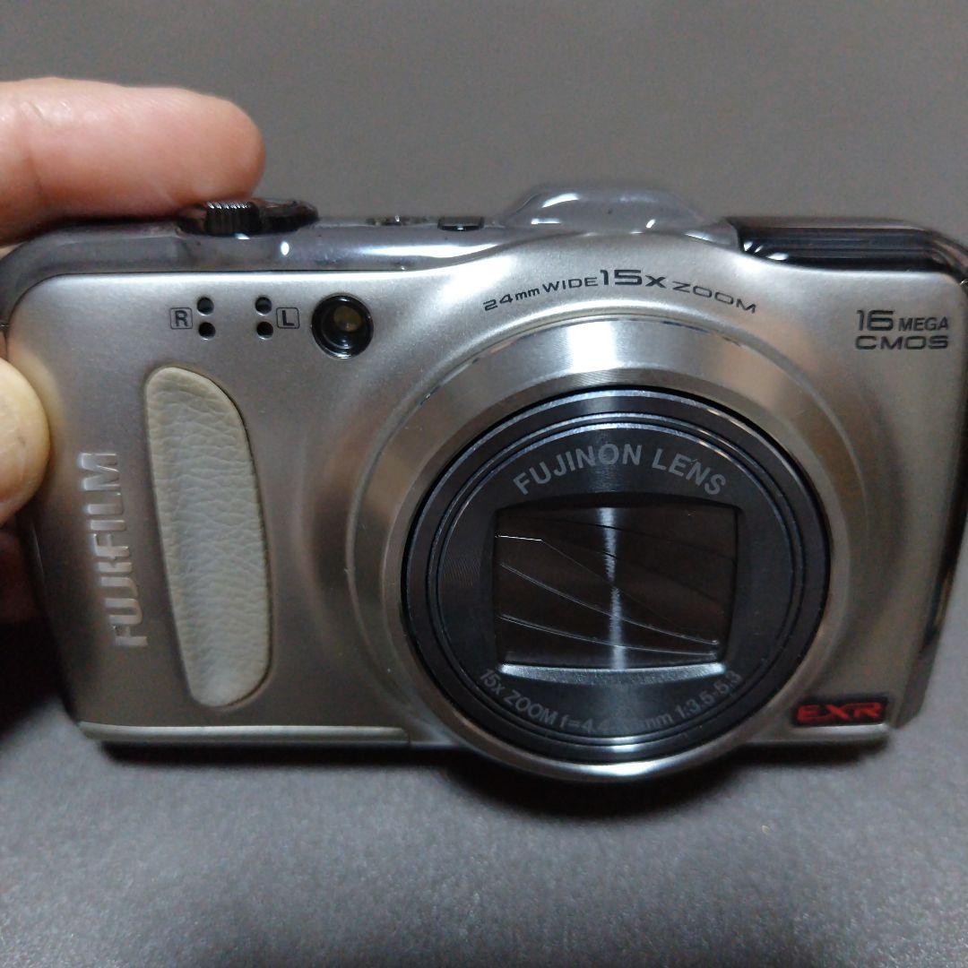 デジタルカメラ Fujifilm FinePix F550EXR