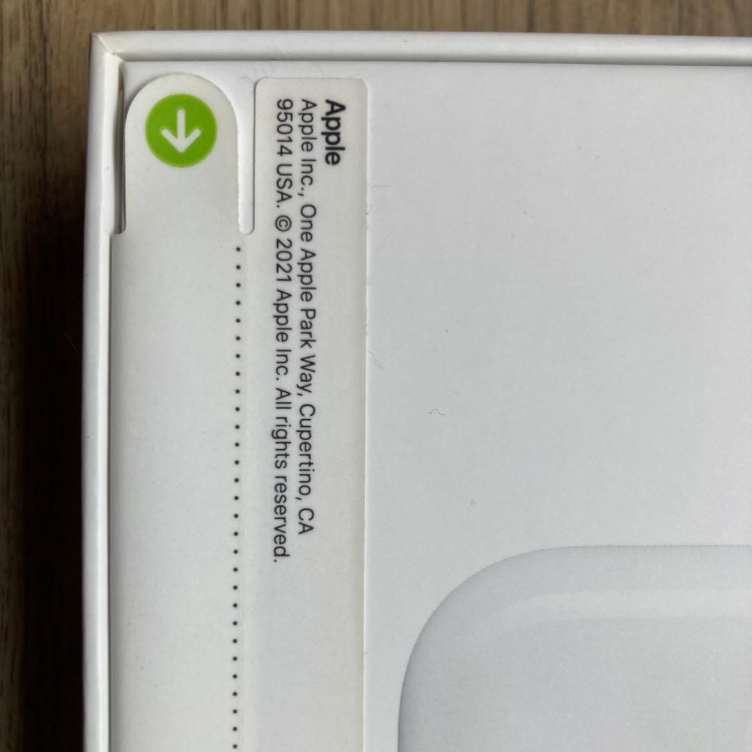 【未使用・未開封】AirPods (第3世代)