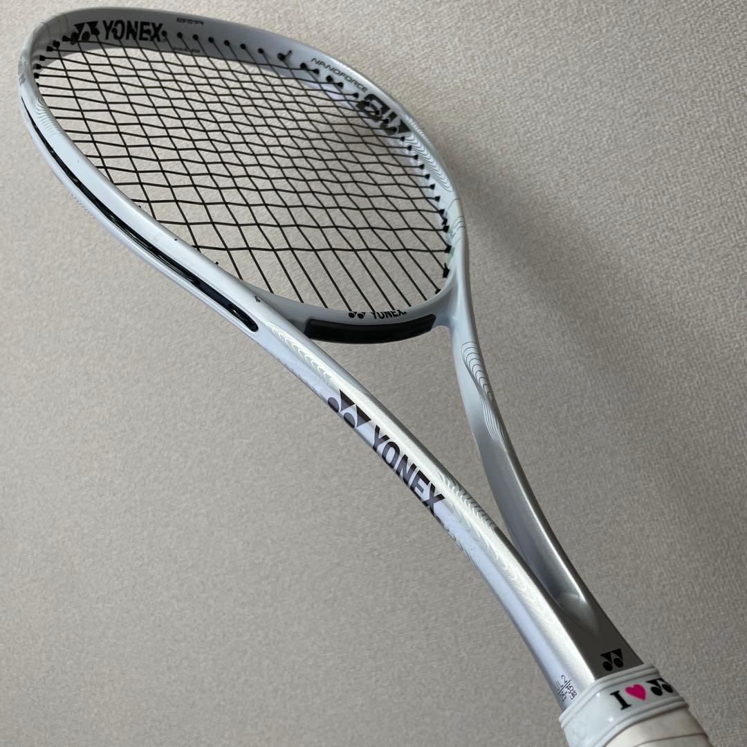 美品 ナノフォース 8Vレブ ソフトテニスラケット