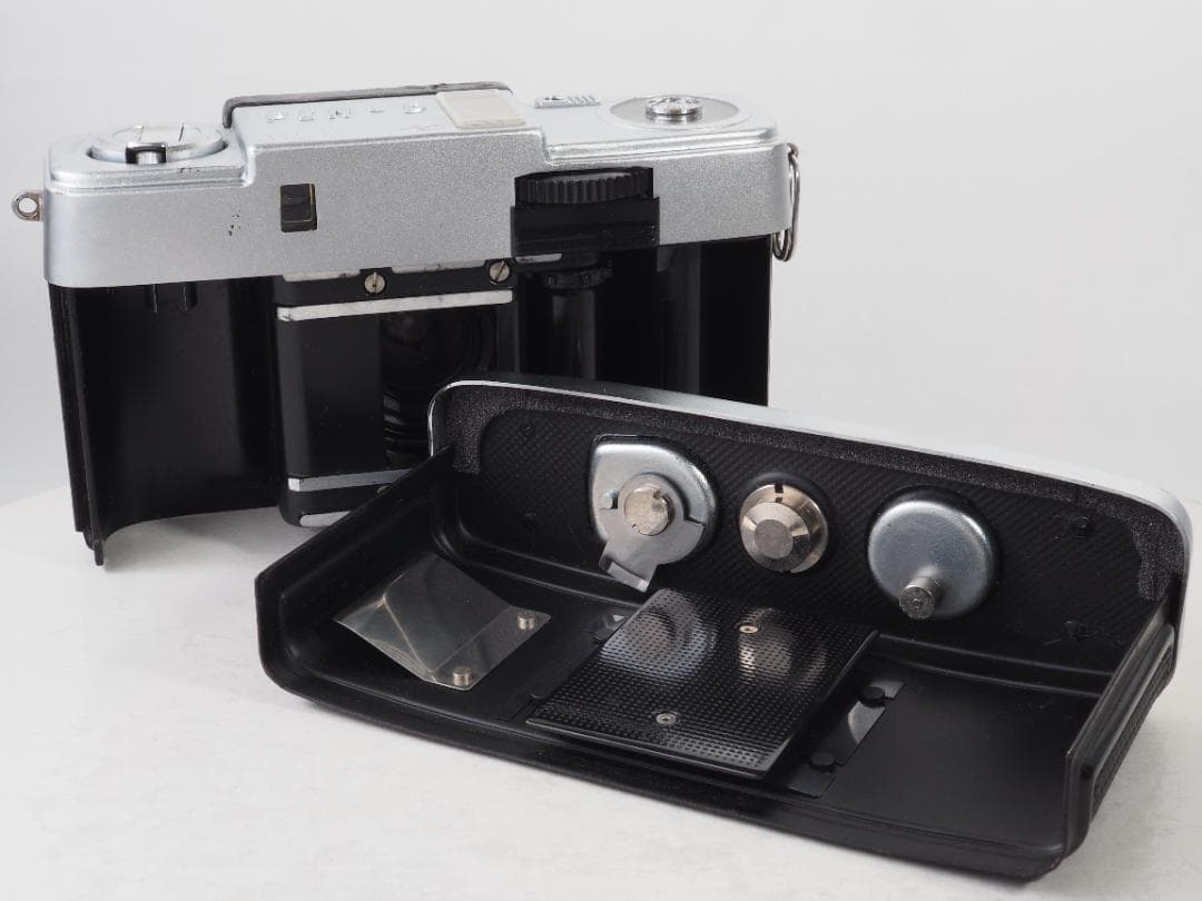 オリンパス ペンD OLYMPUS PEN-D ハーフサイズカメラ ＃42