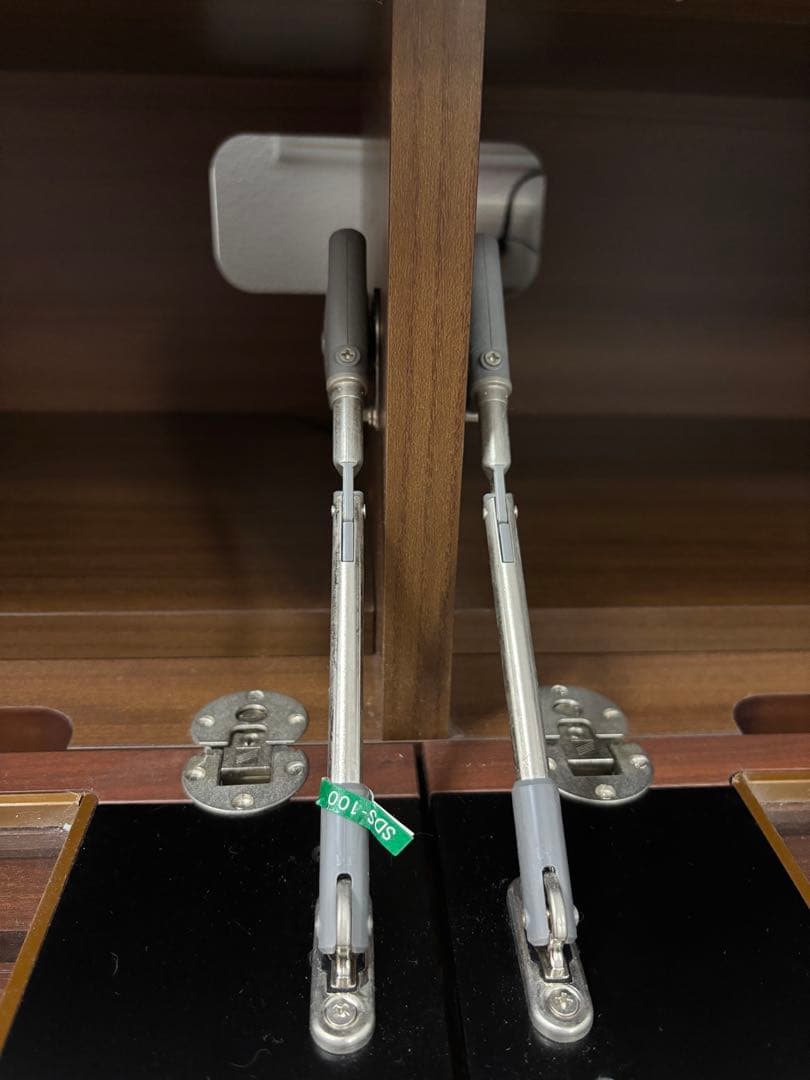 【最終値下げ〜11月26日(水)で終了】テレビボード 210cm／ウォールナット