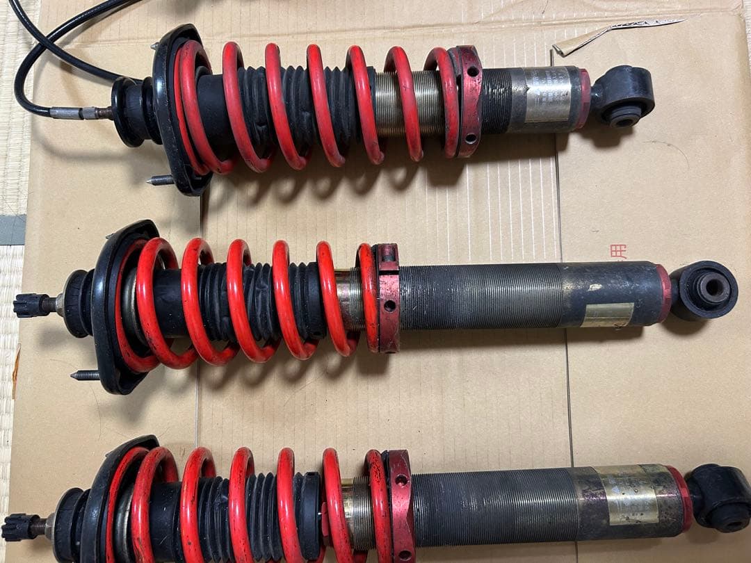 サスペンションキット 4本セット 赤/黒