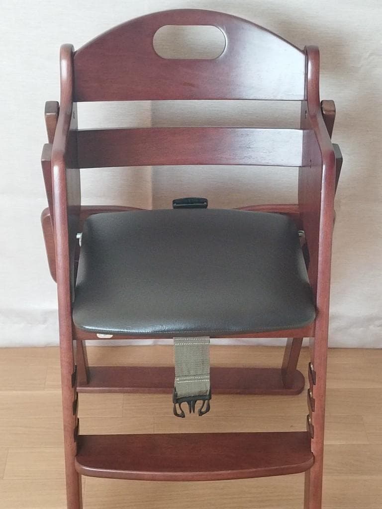 【美品】 カトージ ベビーチェア クッション付 折りたたみ式　KATOJI