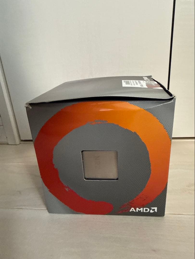 AMD Ryzen 7 3700X（CPU本体のみ／純正クーラーなし／外箱あり）