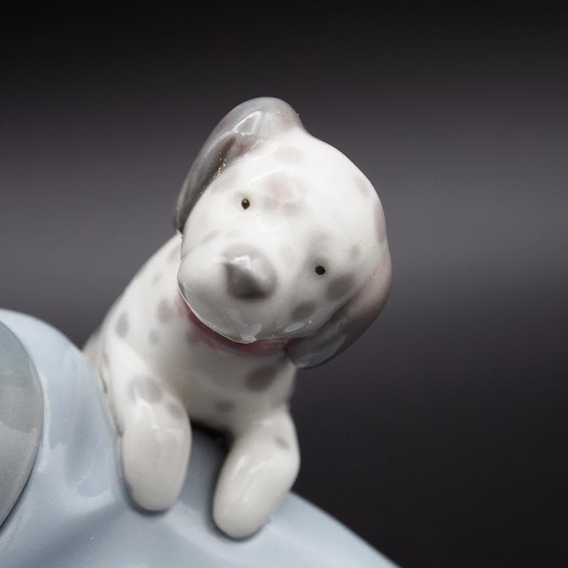 リヤドロ LLADRO 5032 少女と猫と犬 Little Friskies