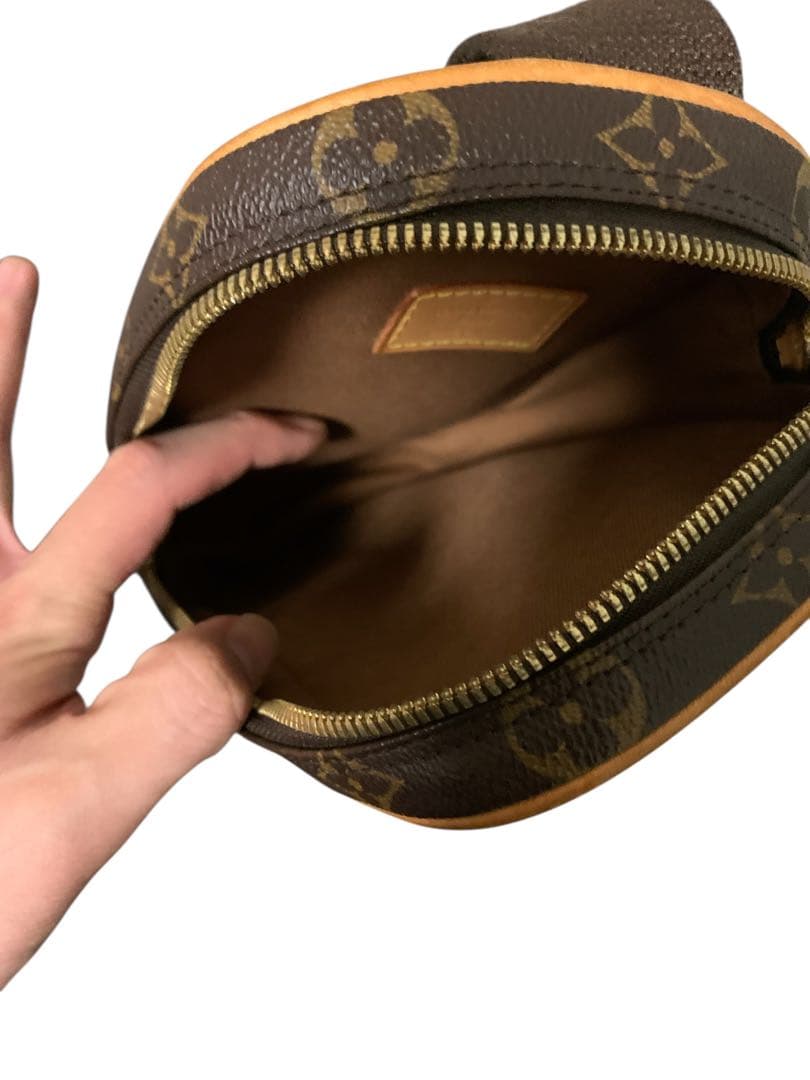 たえ、状態綺麗！Louis Vuitton モノグラム ボディバッグ