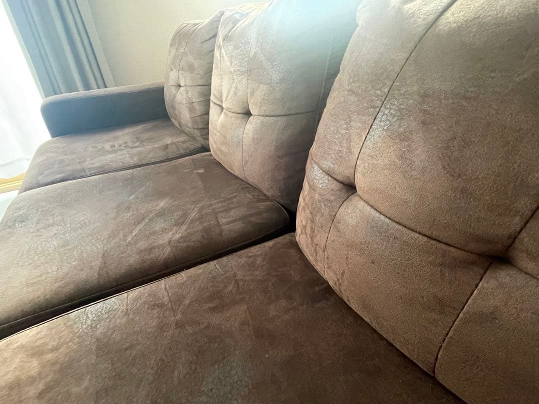 ブラウン 3人掛けソファ スエード調