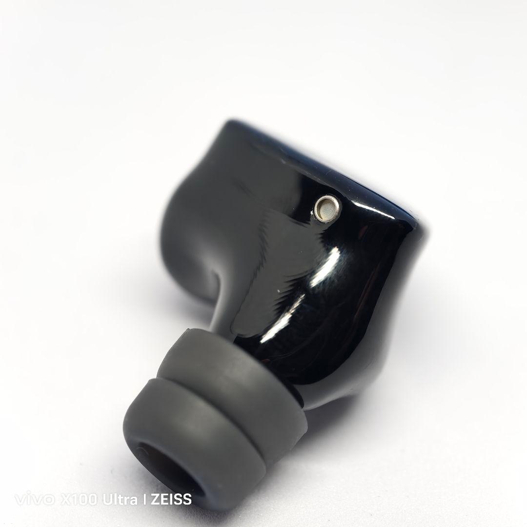 イヤホン Noble FoKus PRO