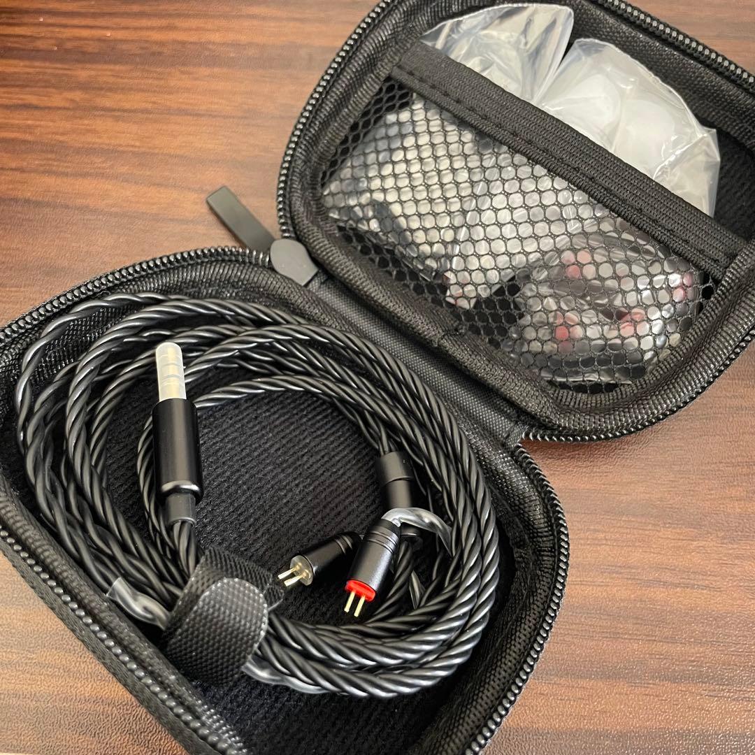 Kiwi Ears Quartet 2DD+2BAハイブリッド型 有線 イヤホン