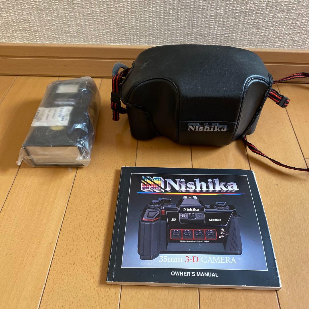 Nishika N8000 35mm 3Dカメラ中古品 ＆ 専用ストロボ未使用品