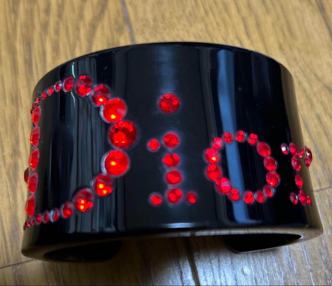 Dior バングル