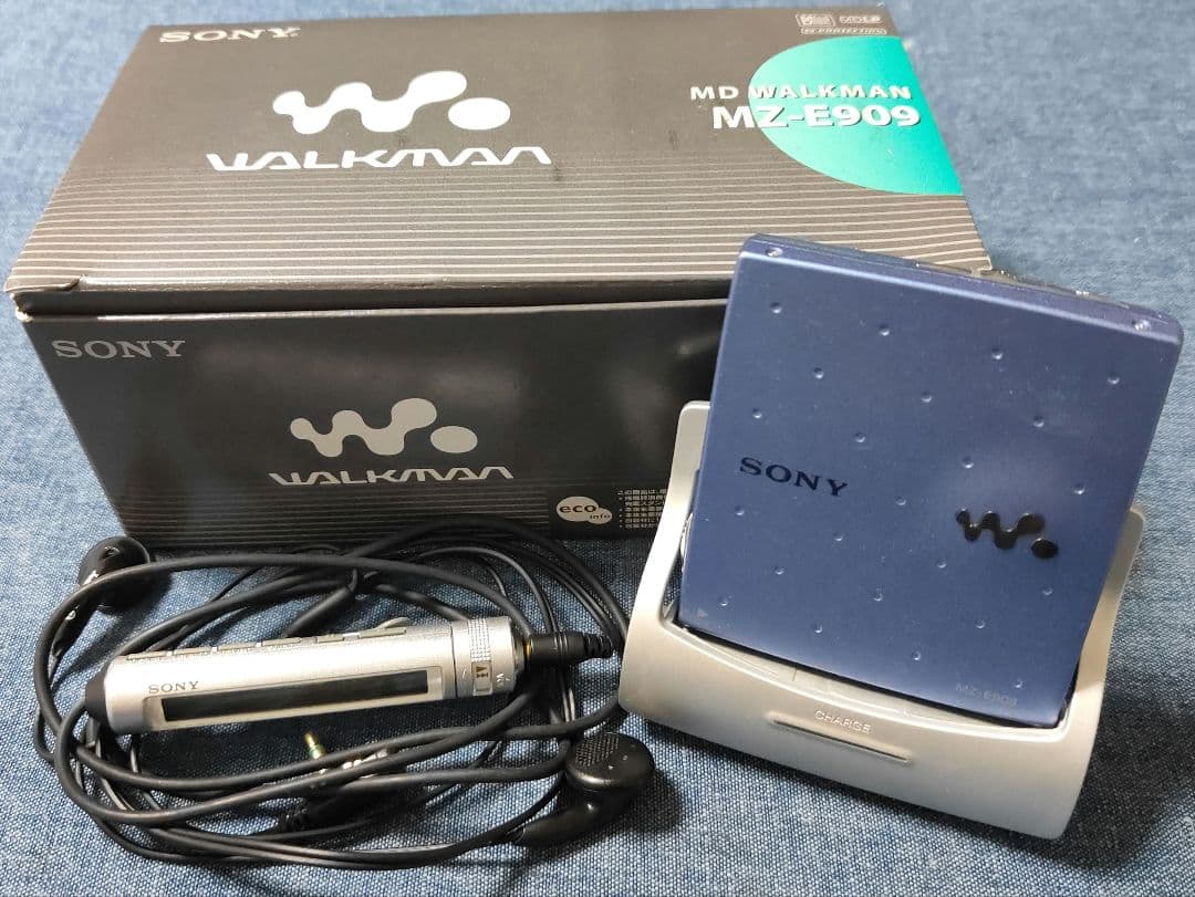 SONY ポータブルMDプレーヤー MZ-E909