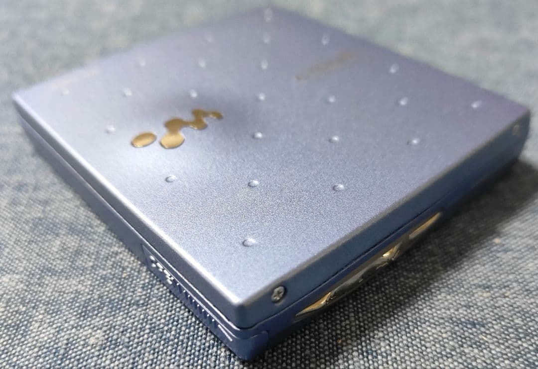 SONY ポータブルMDプレーヤー MZ-E909