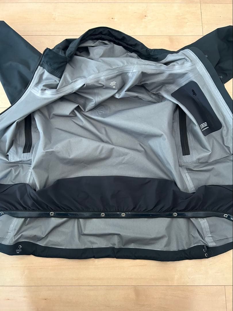 ノローナ　ロフォテンゴアテックス　Ｌサイズ　キャビア