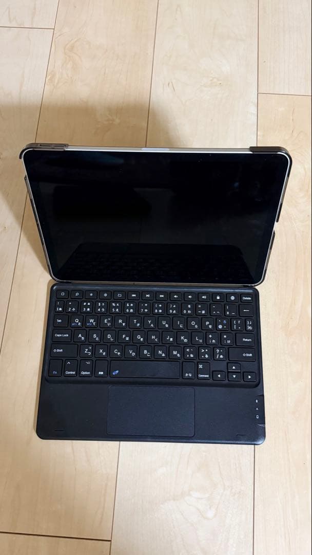 美品　iPadAir第4世代(64G/Wi-Fi/セルラー)キーボード等付属