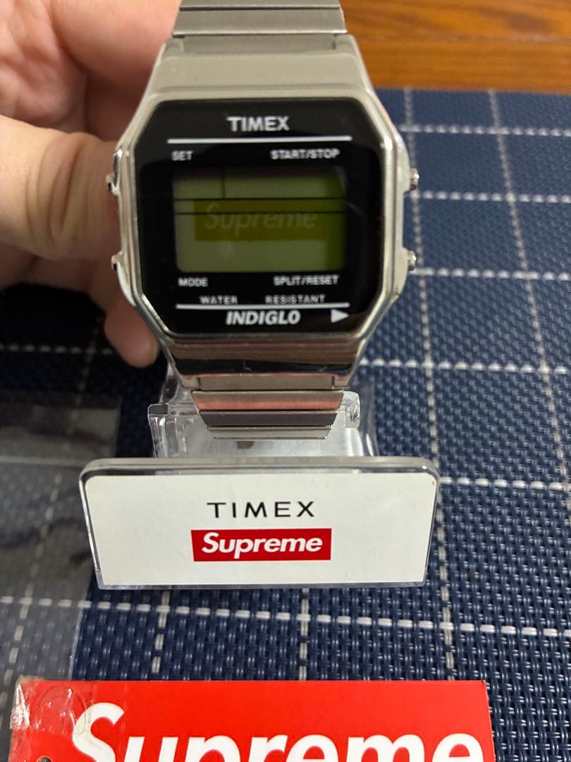 TIMEX シュプリーム　時計
