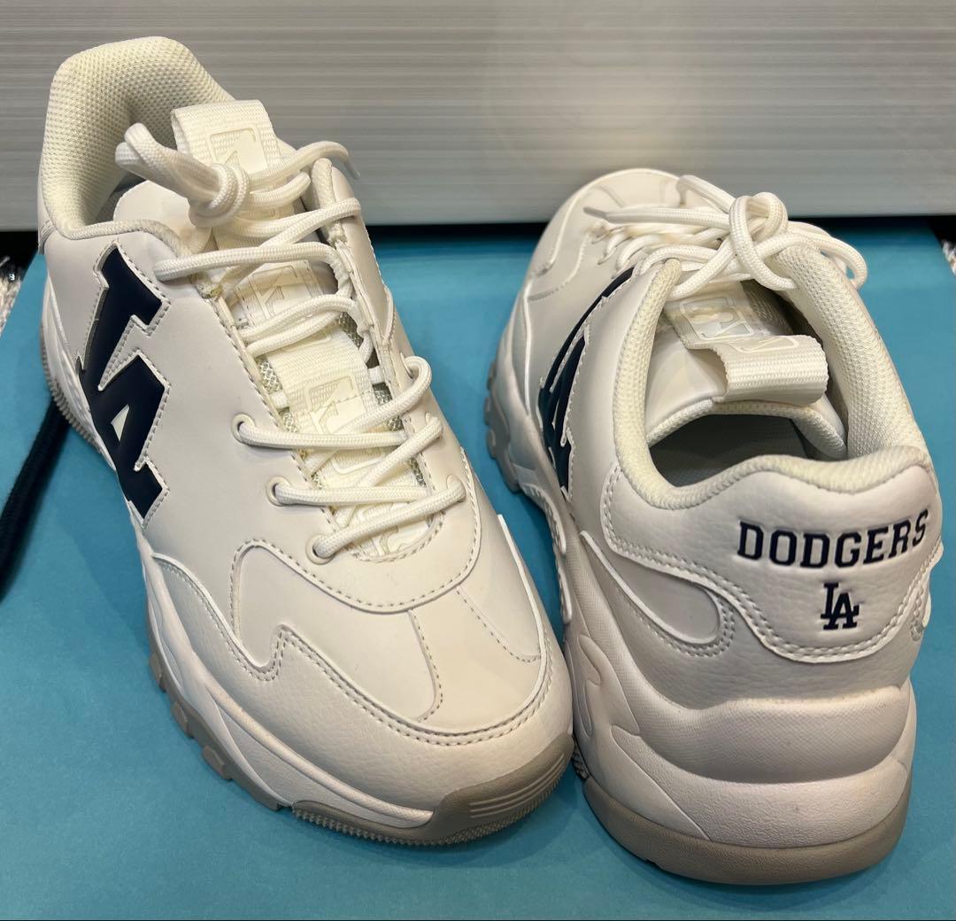 MLB LAドジャース トレーニングシューズ W8新品未使用品