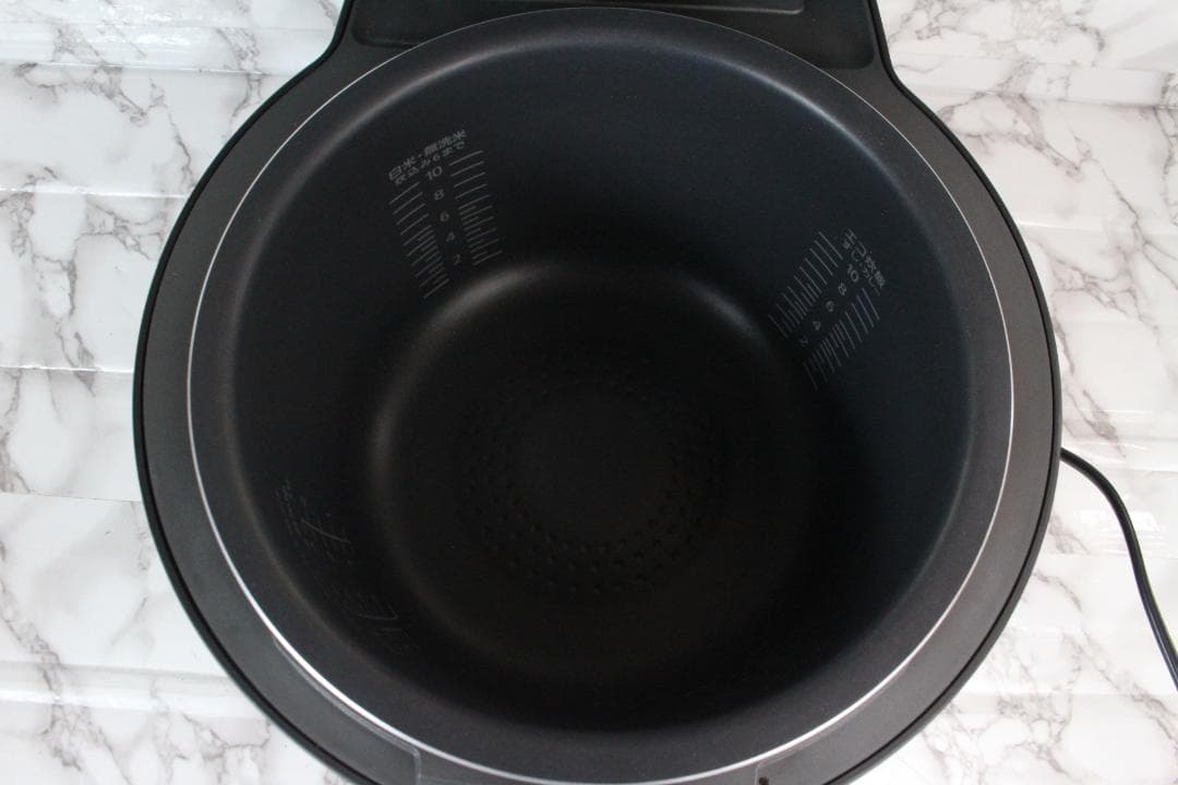 ♡Panasonic ビストロ 可変圧力IHジャー SR-V18BA-K