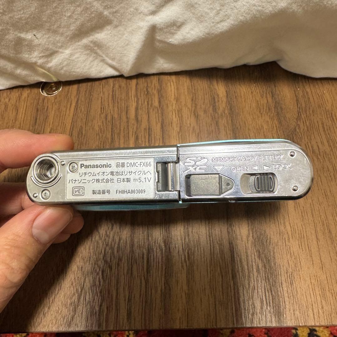 美品　Panasonic LUMIX DMC-FX66 パナソニック