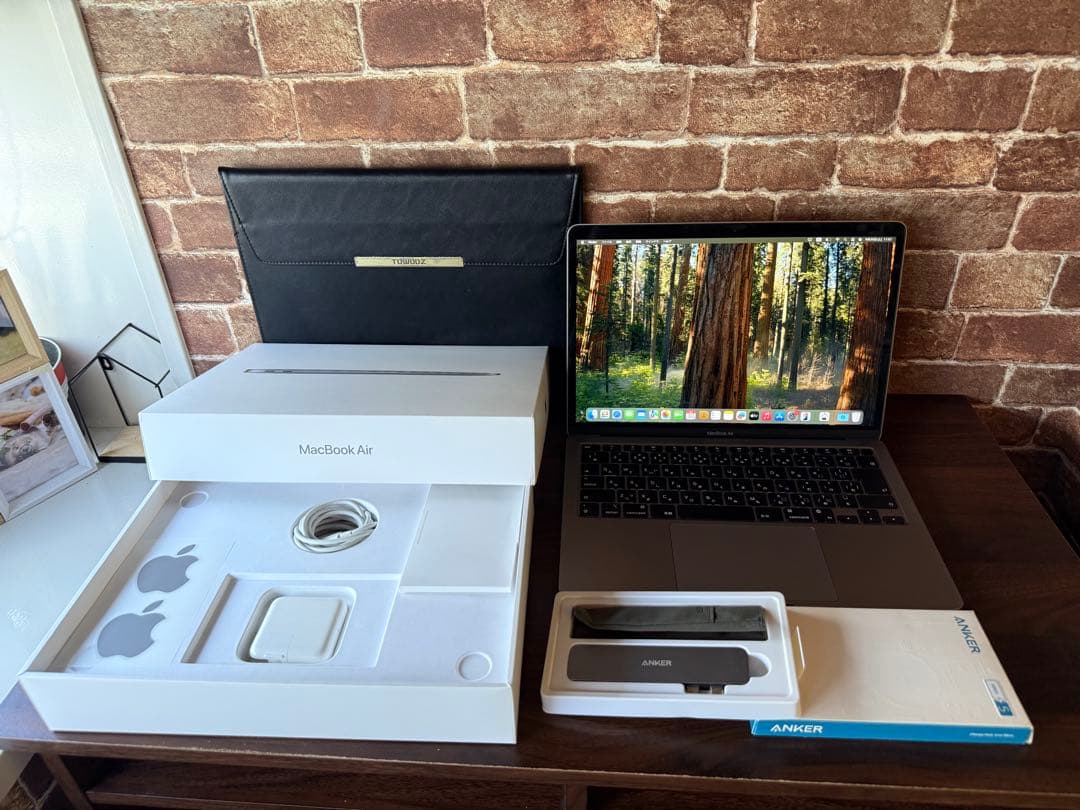Apple MacBook Air M1 (2020) 本体
