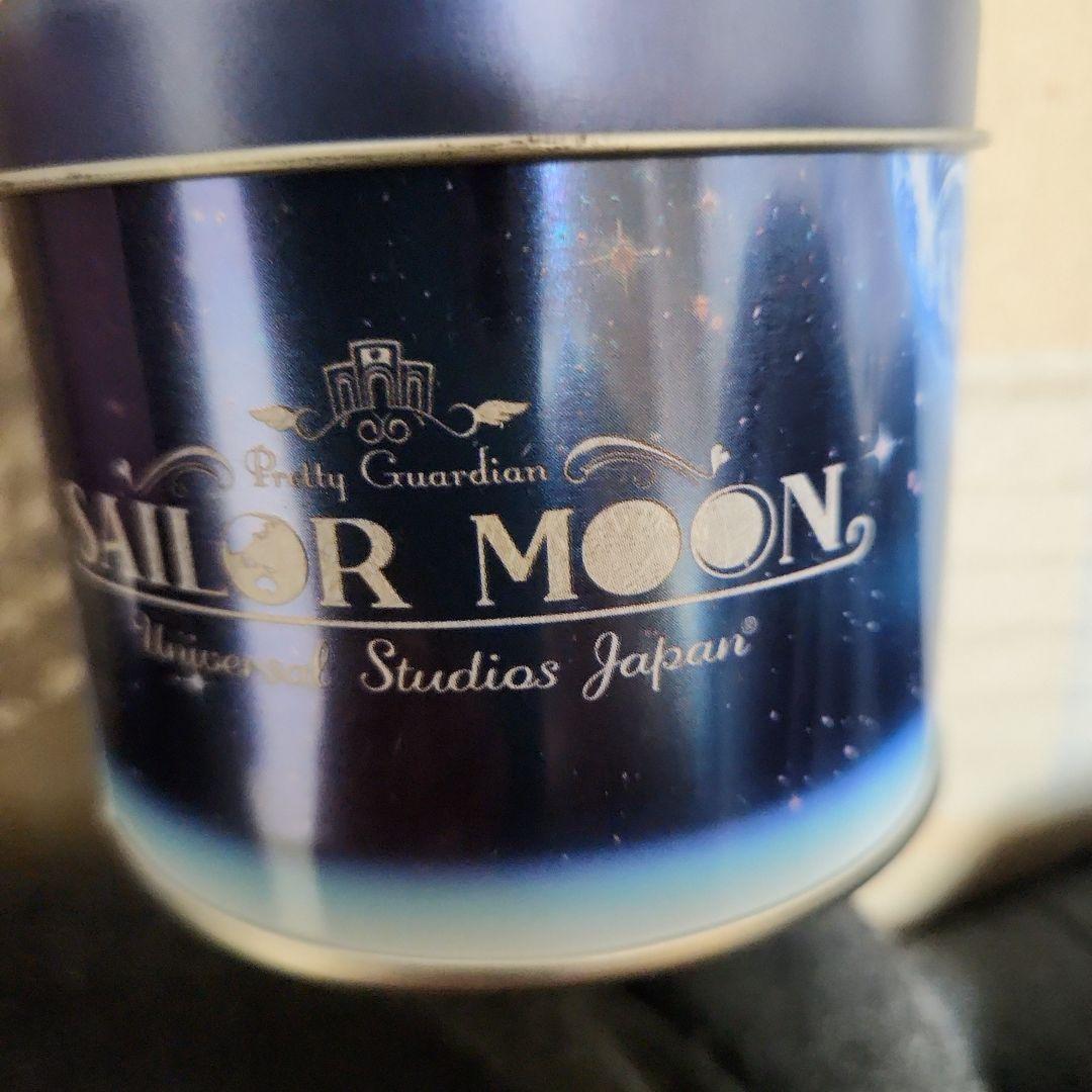 セーラームーン銀水晶お菓子缶