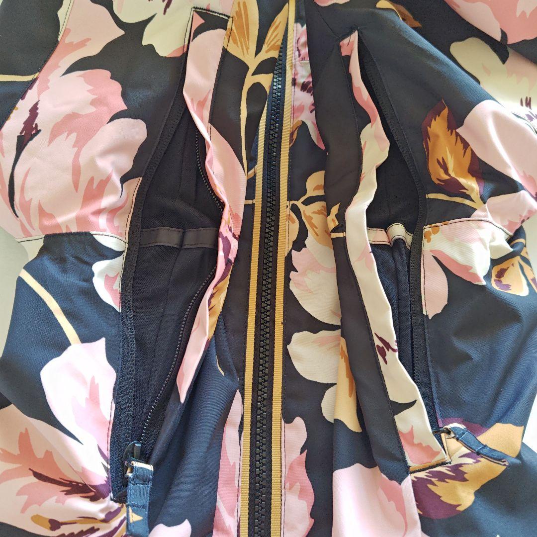 美品 ビラボン スーラジャケット スノボ スキー 花柄 L 定価2.75万