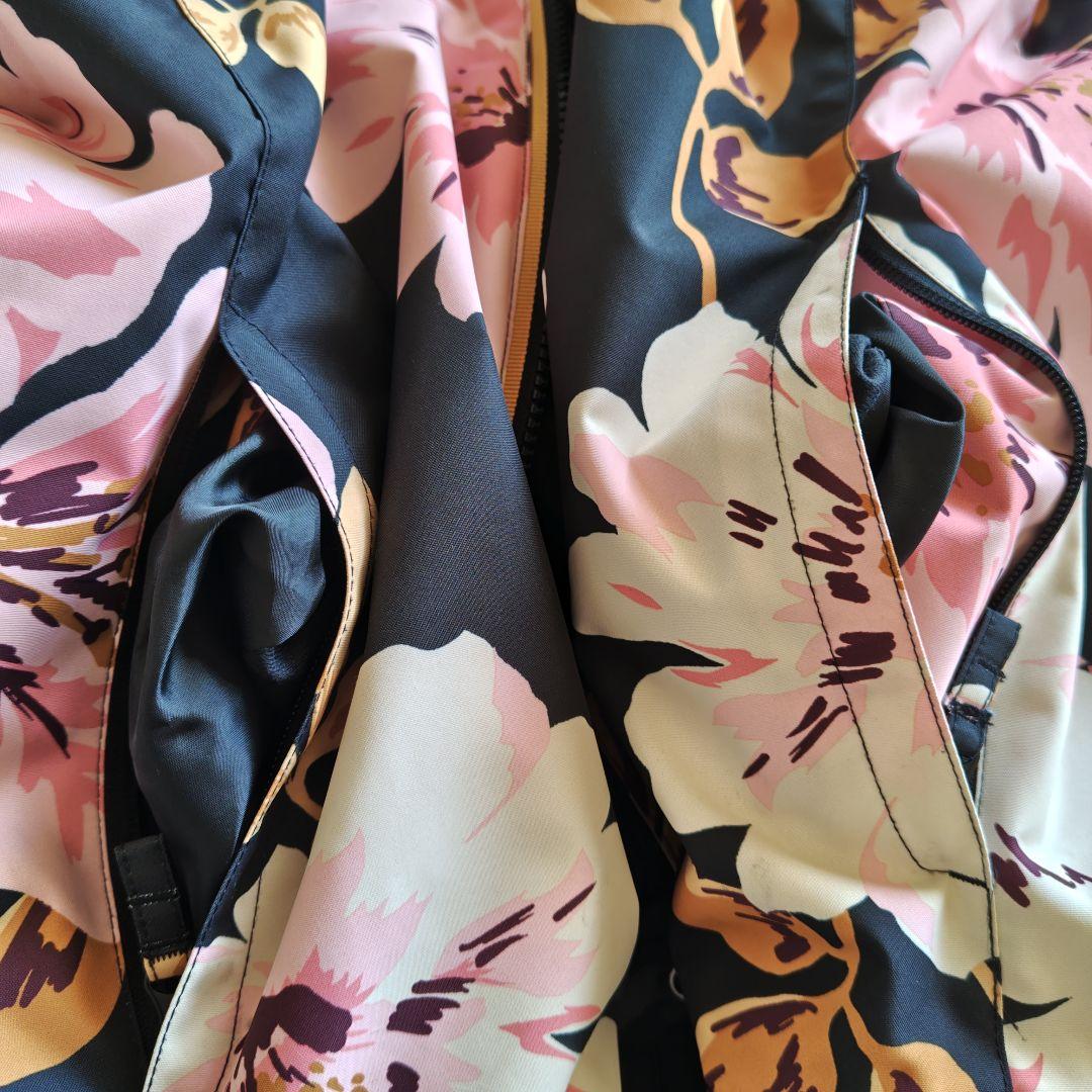 美品 ビラボン スーラジャケット スノボ スキー 花柄 L 定価2.75万