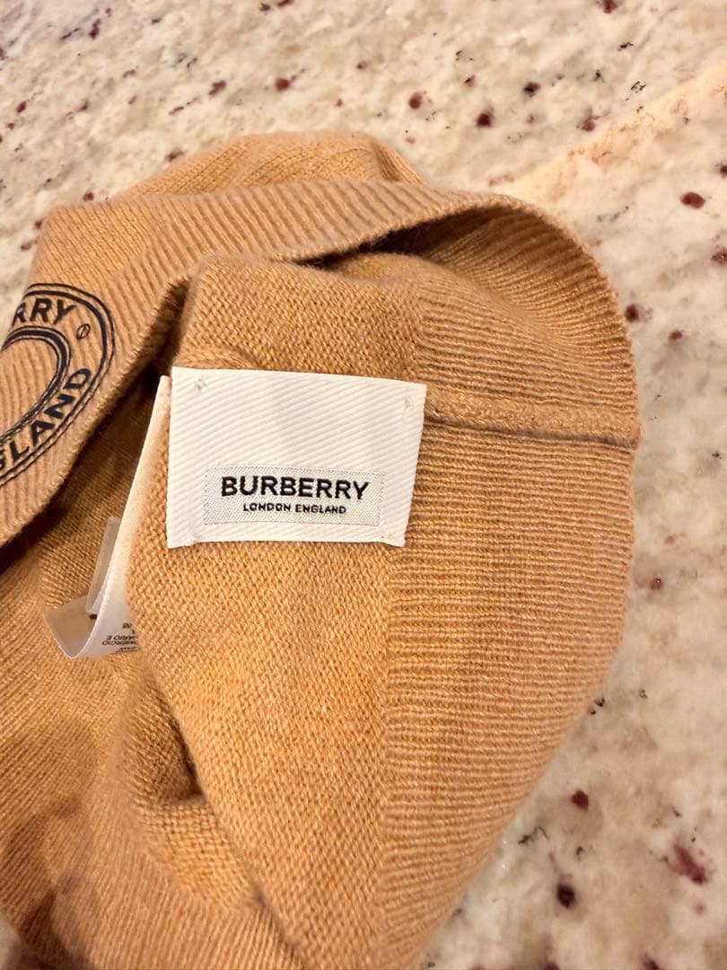 BURBERRY ニット帽　54-61㎝