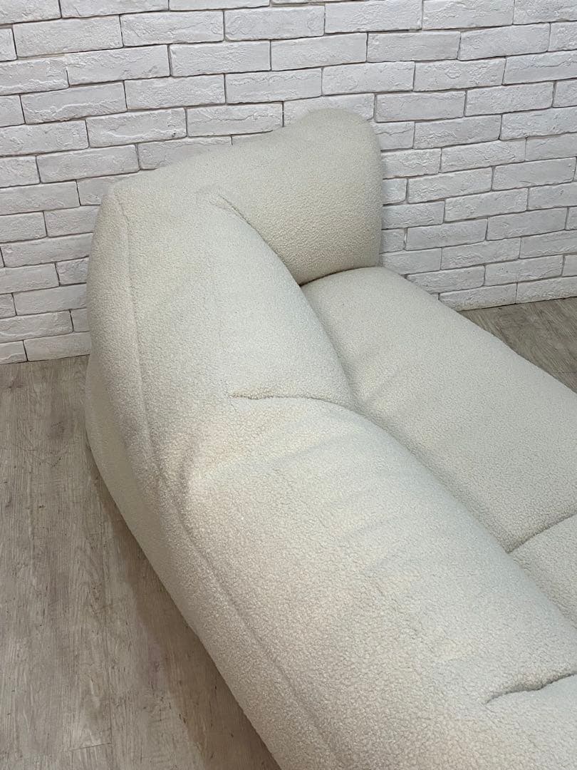 【東京都内23区配送無料】定価11万　3人がけ　ソファー　椅子　カウチ　ビーズ