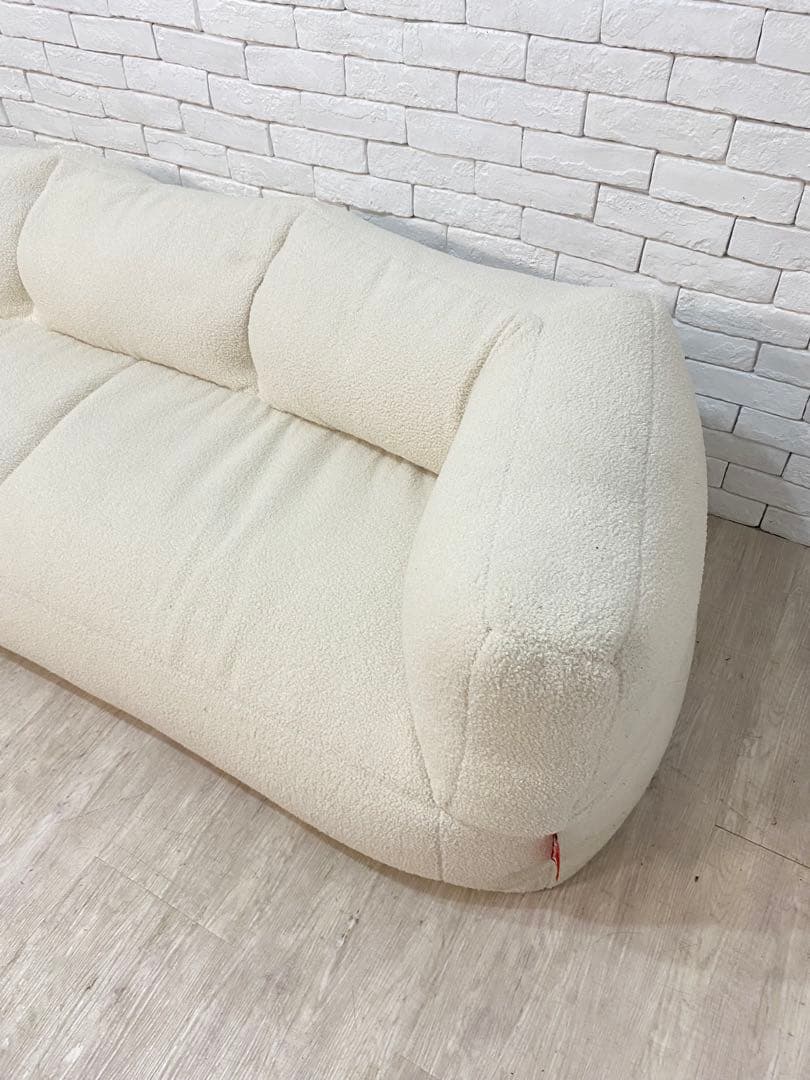 【東京都内23区配送無料】定価11万　3人がけ　ソファー　椅子　カウチ　ビーズ