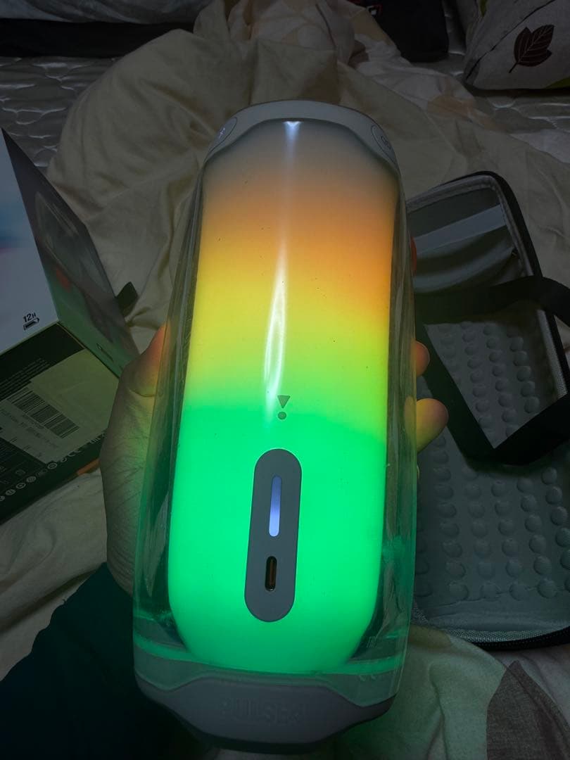 JBL Pulse 4 ワイヤレススピーカー