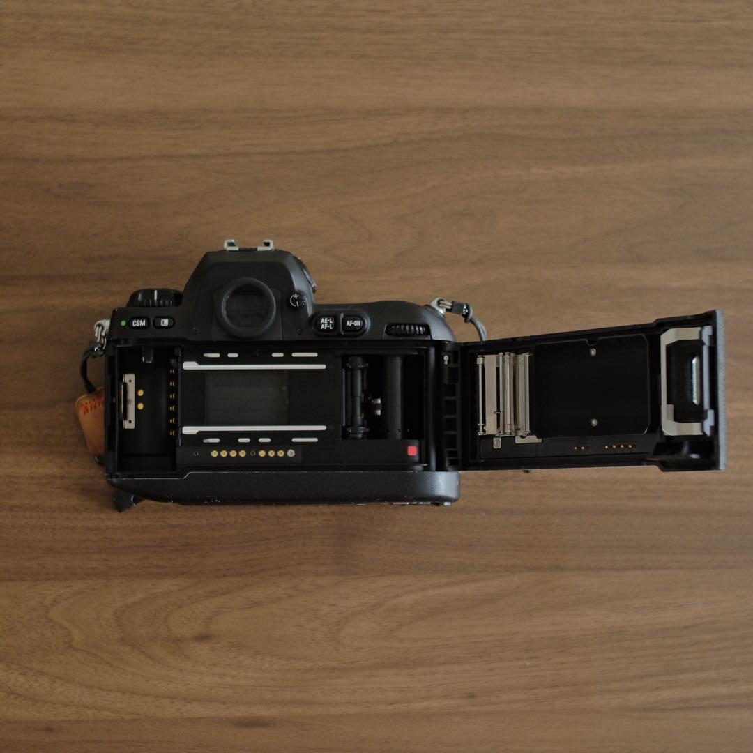 フィルムカメラ Nikon F100 SLR Camera