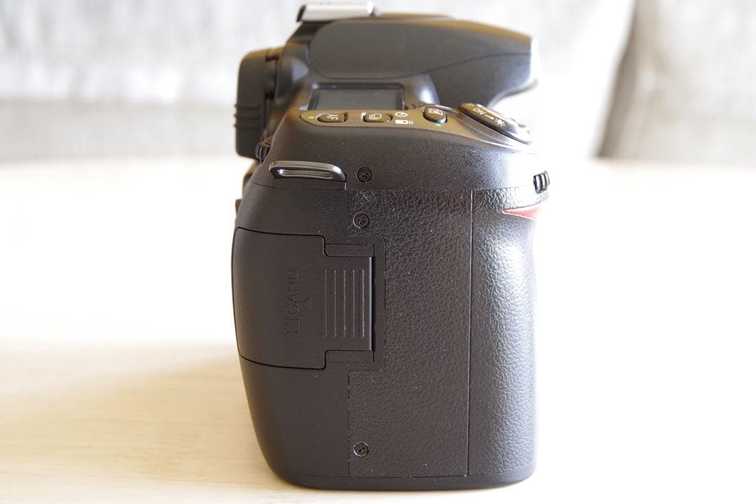 『完動美品』Nikon D80 CCDデジタル一眼レフカメラ、ズームレンズ付き