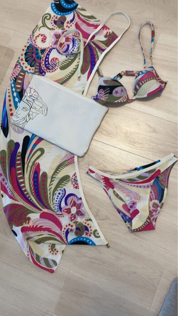 VERSACE カラフルペイズリー セパレート水着