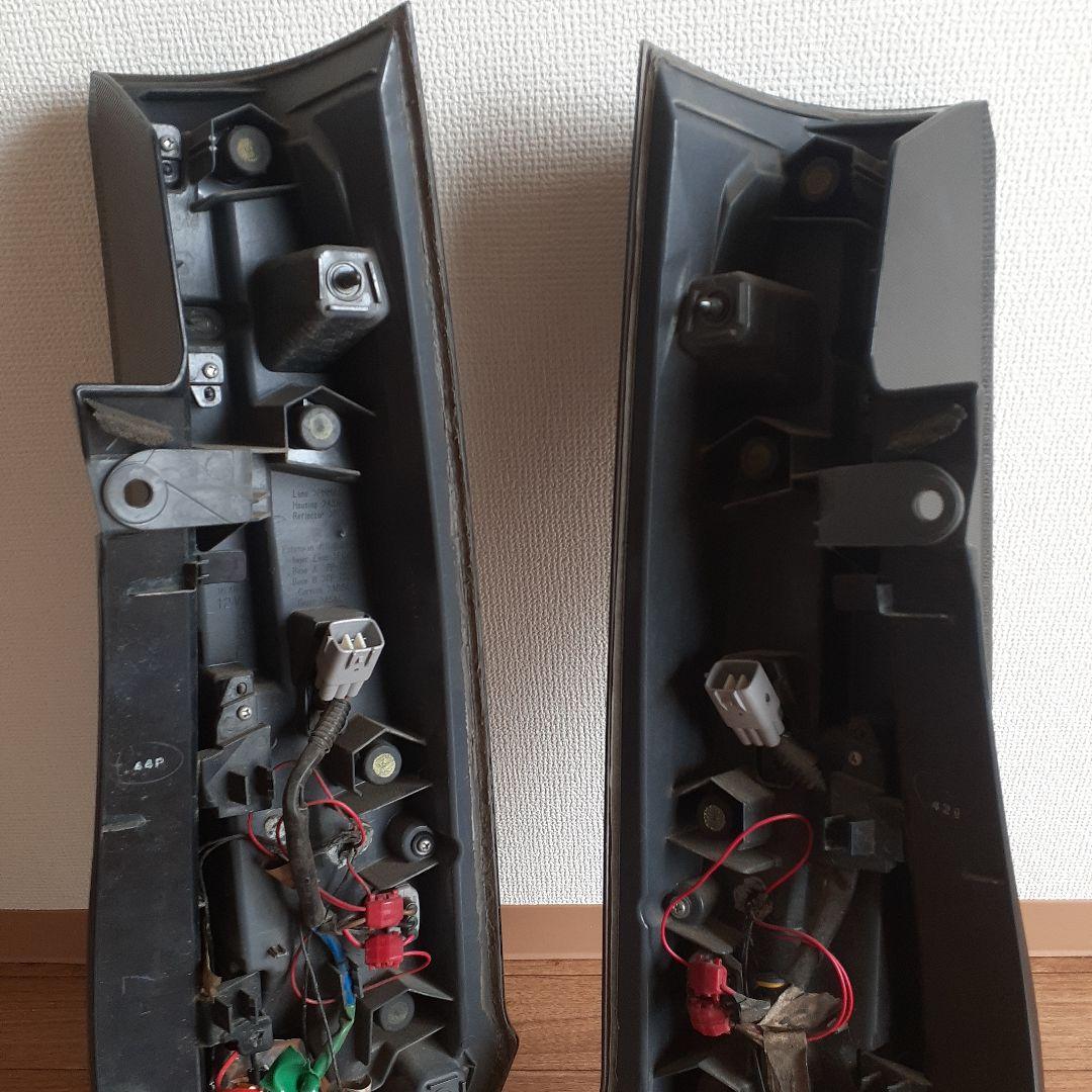 ヴォクシー80 加工テールランプ