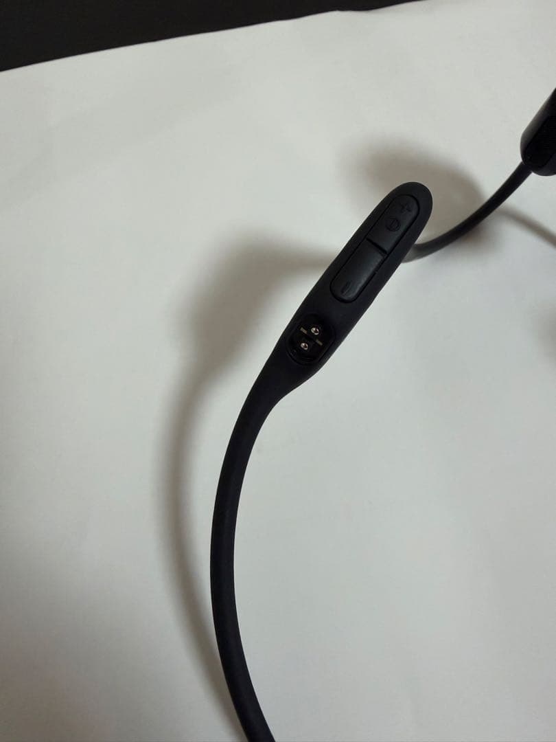 SHOKZ 骨伝導イヤホン OpenRun ブラック 動作確認済　変換ケーブル付