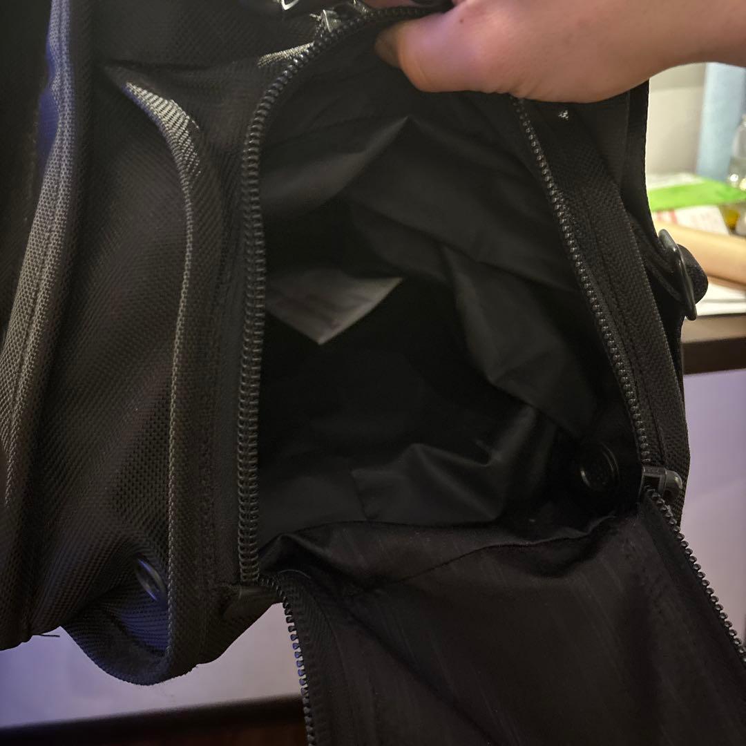 TUMI ブラック 旅行用バッグ