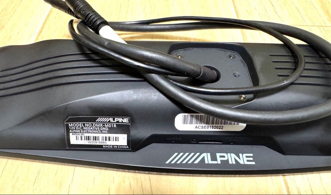 ALPINE DMR-M01R デジタルインナーミラー　ドラレコ前後　RAV4