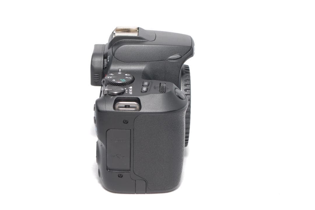 ✨Canon Kiss X10✨初心者さんOK✨手ブレ補正レンズ✨一眼レフ